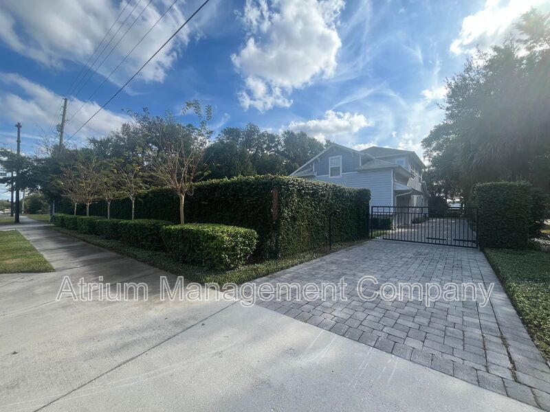 Immaculate 3 Bedroom 2.5 Bathroom w/ Bonus Gated Home! property image