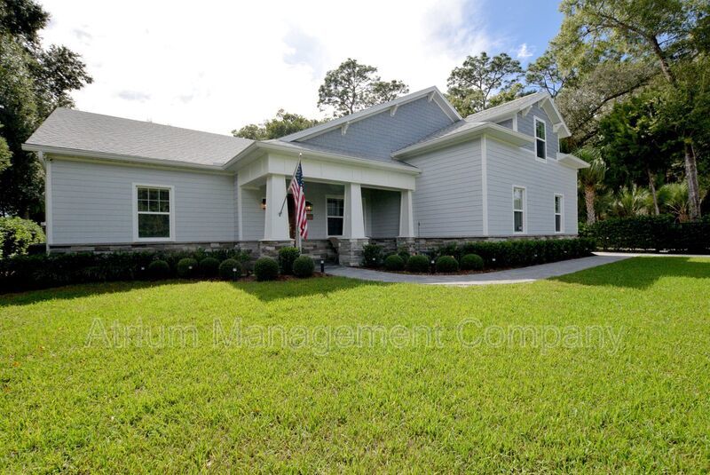 Immaculate 3 Bedroom 2.5 Bathroom w/ Bonus Gated Home! property image