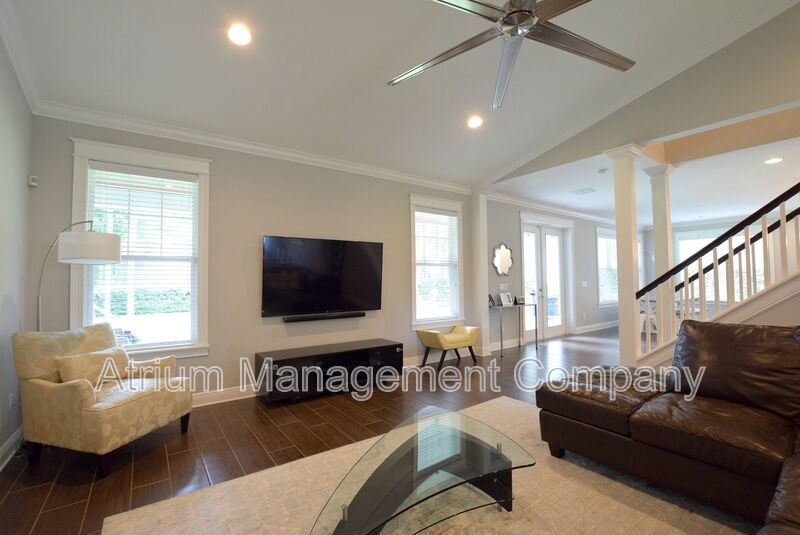 Immaculate 3 Bedroom 2.5 Bathroom w/ Bonus Gated Home! property image