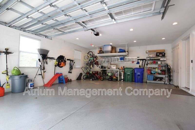 Immaculate 3 Bedroom 2.5 Bathroom w/ Bonus Gated Home! property image