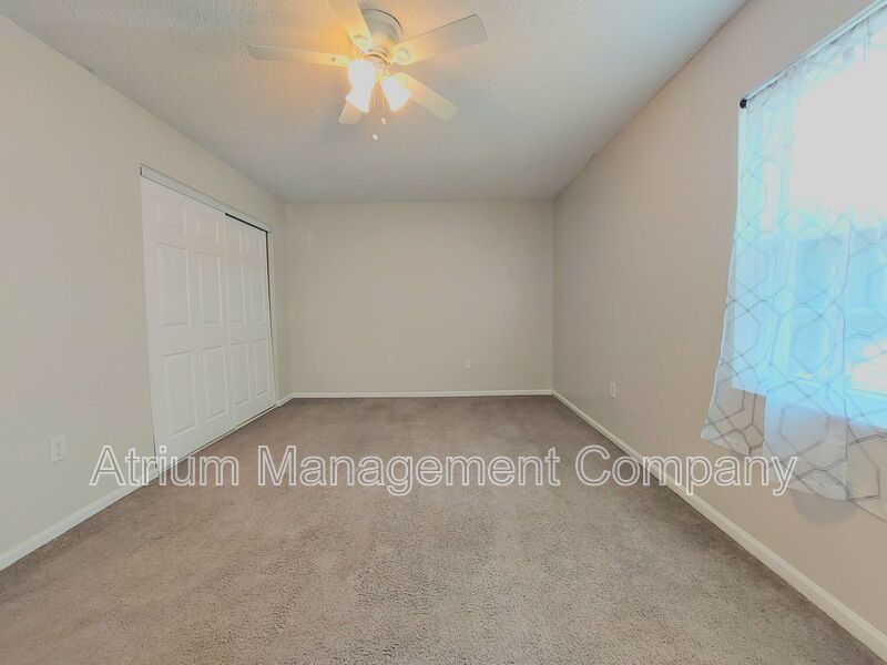 Beautiful 2 Bedroom, 1 Bathroom Condo in the Lake Bentley Shores Community of Lakeland property image