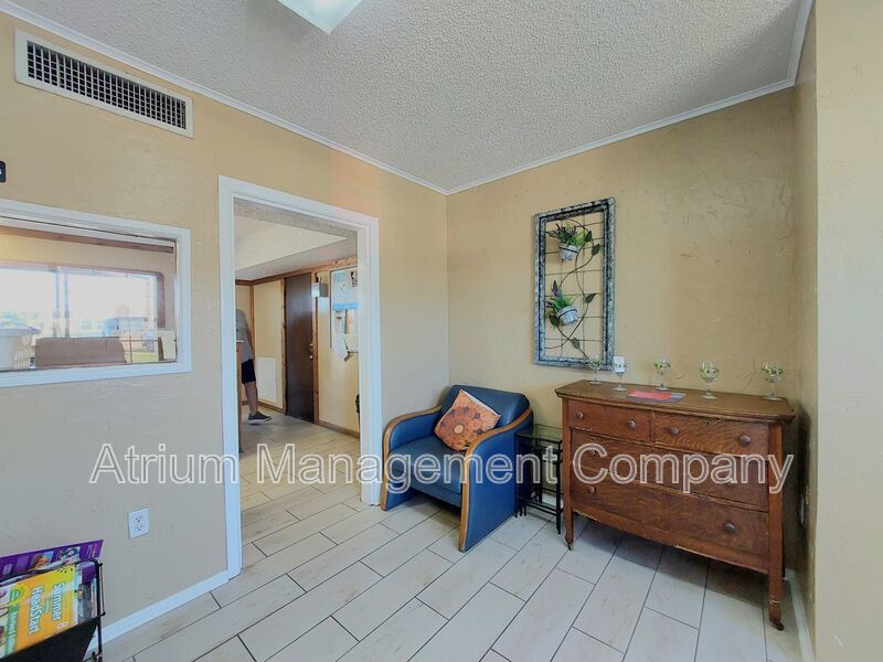 Beautiful 2 Bedroom, 1 Bathroom Condo in the Lake Bentley Shores Community of Lakeland property image