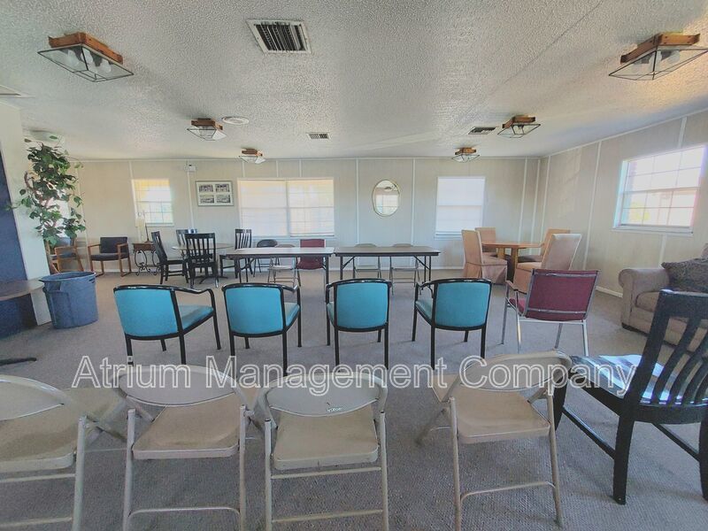 Beautiful 2 Bedroom, 1 Bathroom Condo in the Lake Bentley Shores Community of Lakeland property image