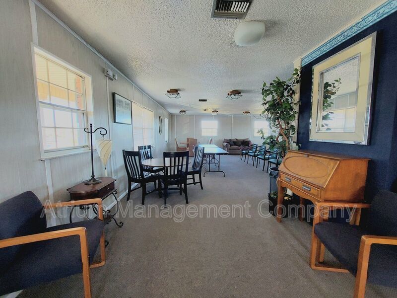Beautiful 2 Bedroom, 1 Bathroom Condo in the Lake Bentley Shores Community of Lakeland property image