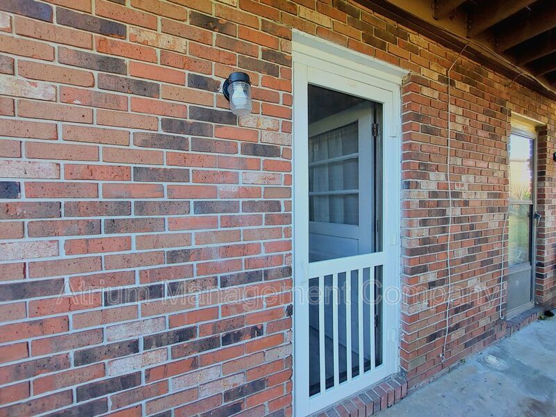 Beautiful 2 Bedroom, 1 Bathroom Condo in the Lake Bentley Shores Community of Lakeland property image