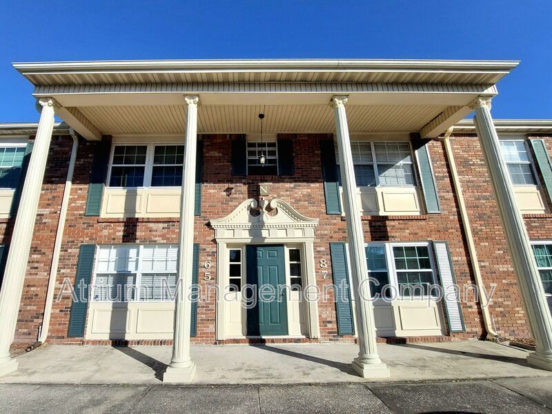 Beautiful 2 Bedroom, 1 Bathroom Condo in the Lake Bentley Shores Community of Lakeland property image