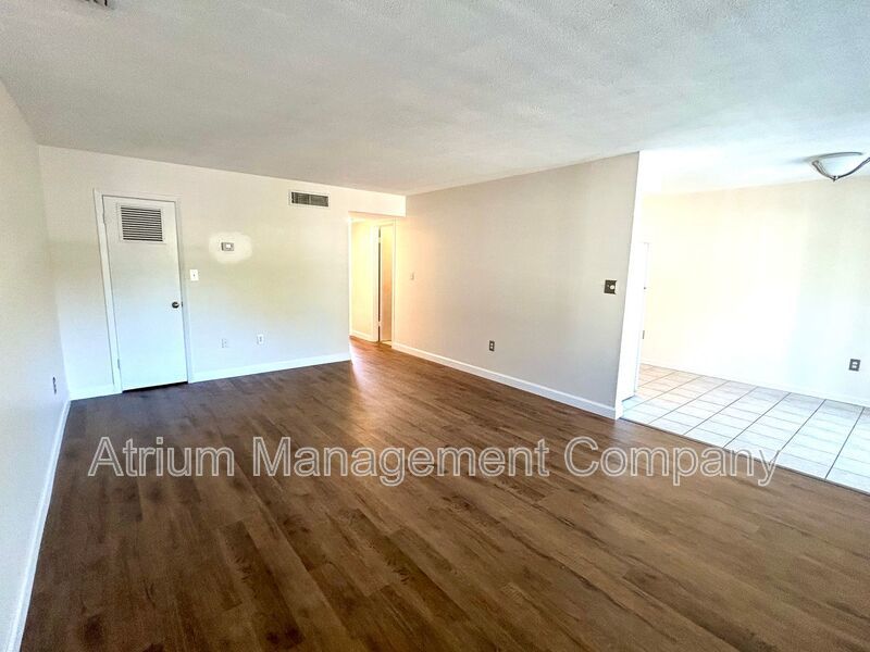 Beautiful College Park 2/1 available NOW!!! property image
