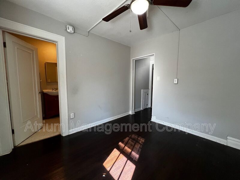 Downtown DeLand 1-Bedroom with Private Balcony property image