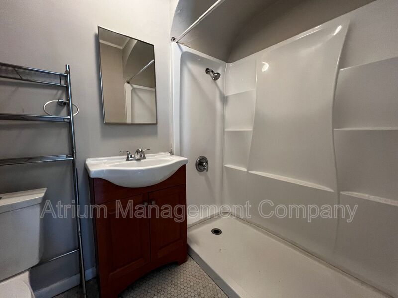 Downtown DeLand 1-Bedroom with Private Balcony property image