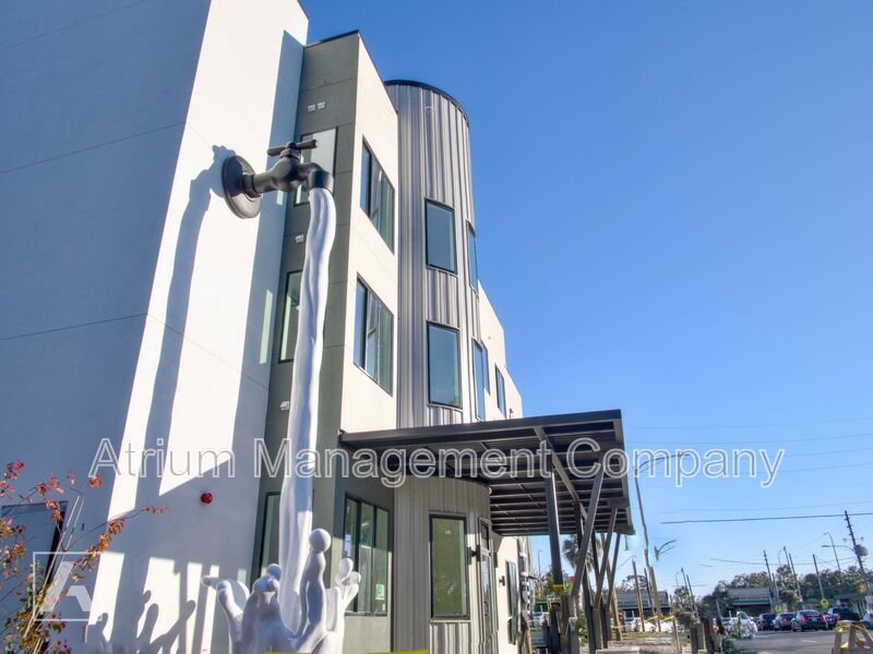 The Milk Stacks: Boutique Luxury Living in Downtown Orlando's Milk District ONE MONTH FREE!!!! property image