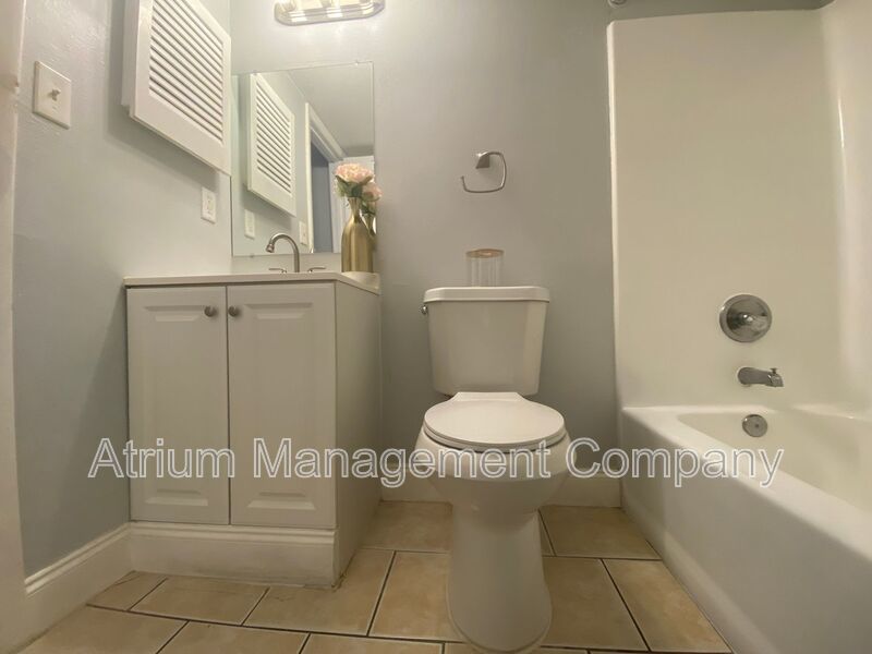 RENOVATED One bedroom, One bathroom! Available now! property image