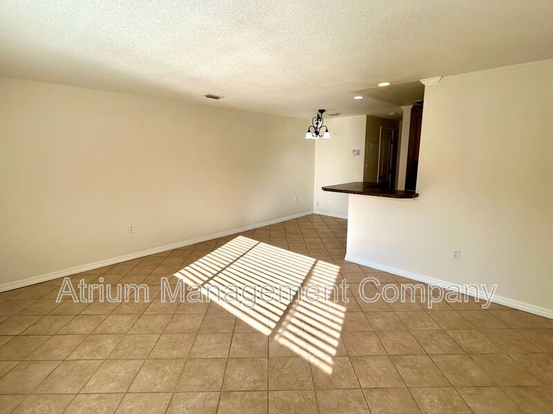 One bed One bath in beautiful College Park!!!! Half off first month's rent!! property image