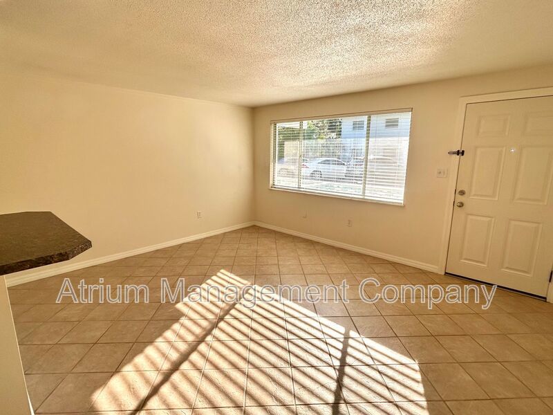 One bed One bath in beautiful College Park!!!! Half off first month's rent!! property image