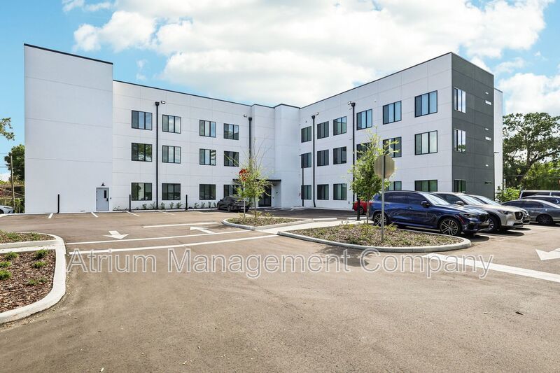 The Milk Stacks: Boutique Luxury Living in Downtown Orlando's Milk District ONE MONTH FREE!!!! property image