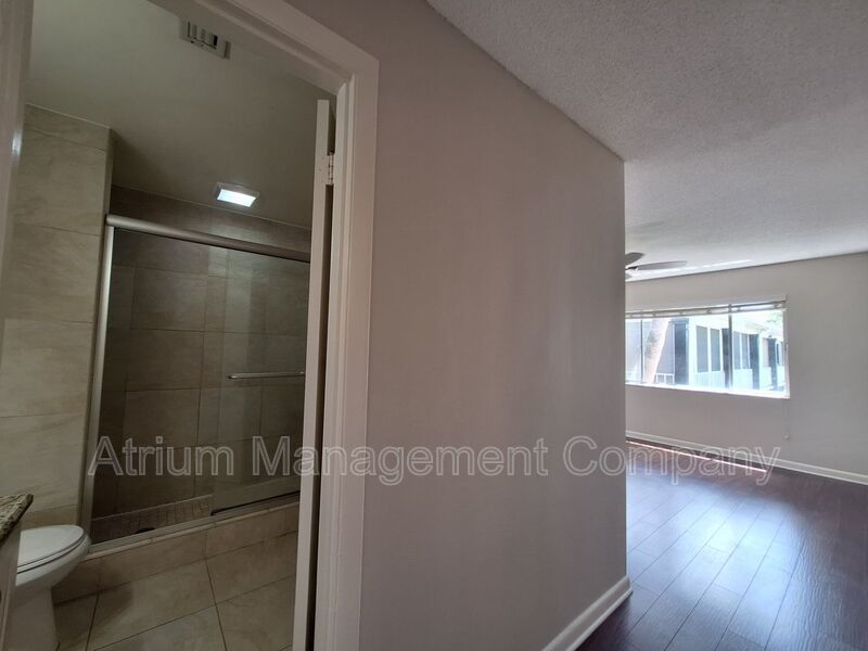 Charming 2-Bedroom Condo in Scenic Winter Park’s Mead Gardens Community property image