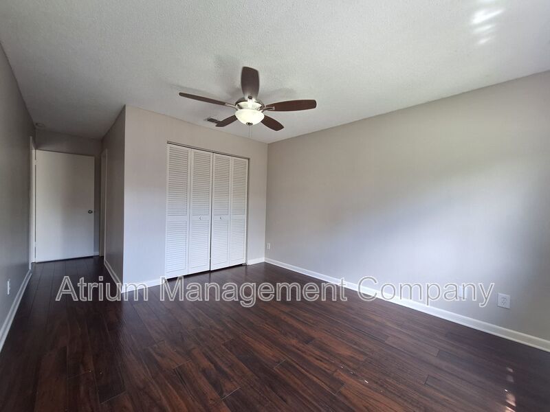 Charming 2-Bedroom Condo in Scenic Winter Park’s Mead Gardens Community property image