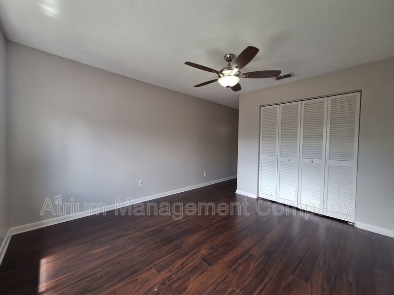 Charming 2-Bedroom Condo in Scenic Winter Park’s Mead Gardens Community property image