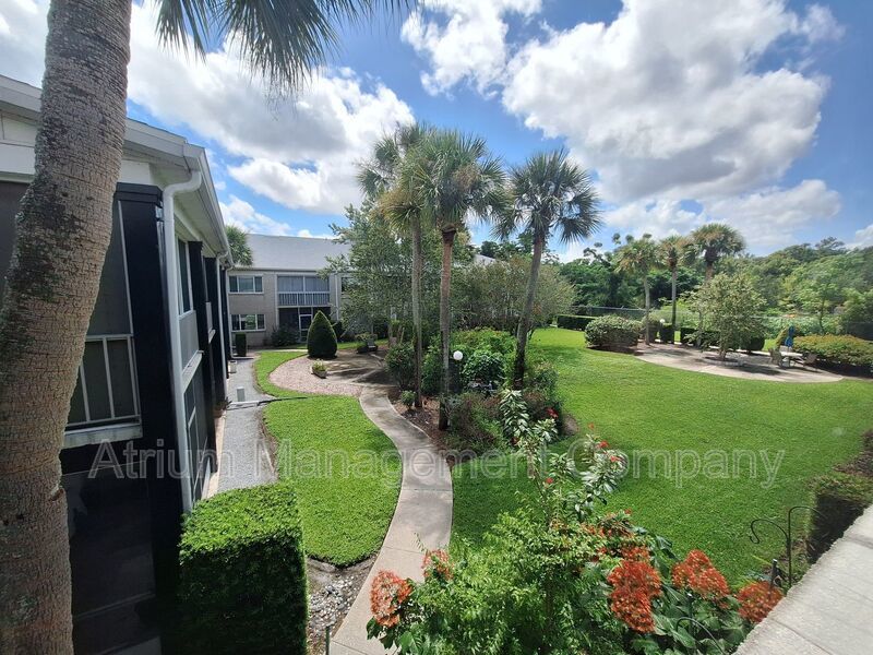 Charming 2-Bedroom Condo in Scenic Winter Park’s Mead Gardens Community property image