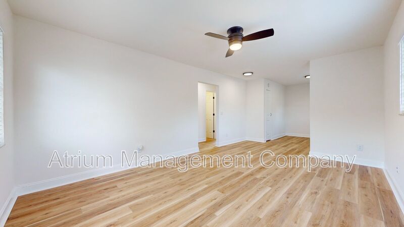 NEWLY RENOVATED 2 Bedroom 1 Bathroom Home in SOUTH TAMPA!! property image