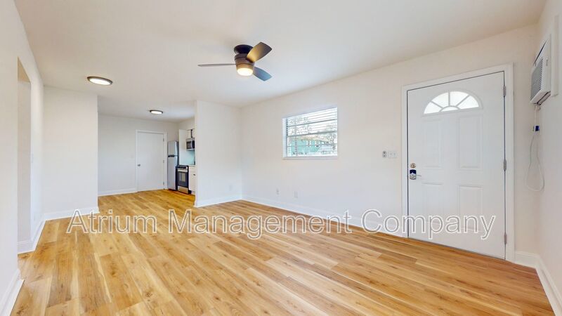 NEWLY RENOVATED 2 Bedroom 1 Bathroom Home in SOUTH TAMPA!! property image