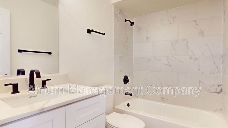 NEWLY RENOVATED 2 Bedroom 1 Bathroom Home in SOUTH TAMPA!! property image