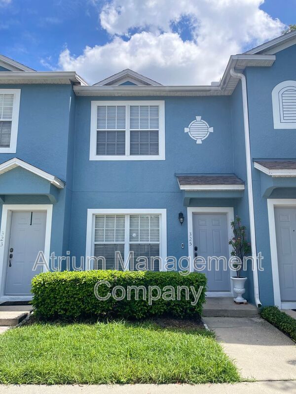 Beautiful 2 Bed, 2.5 Bath Townhome in Gated Placid Lake Community property image