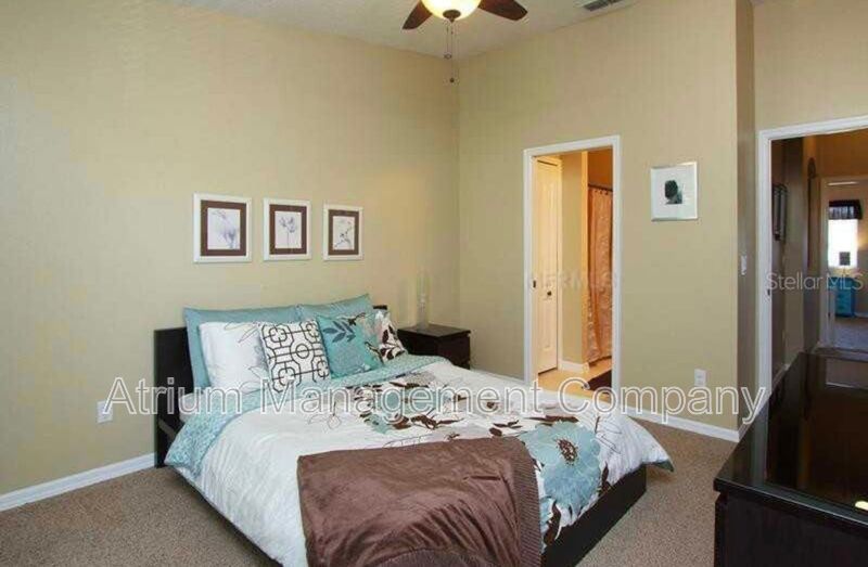Beautiful 2 Bed, 2.5 Bath Townhome in Gated Placid Lake Community property image