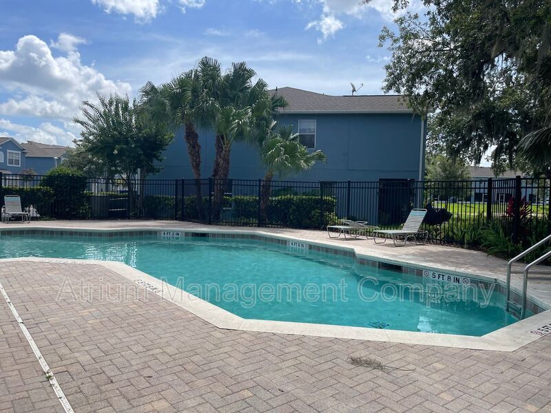 Beautiful 2 Bed, 2.5 Bath Townhome in Gated Placid Lake Community property image