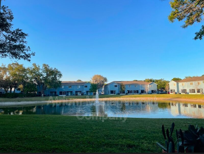 Beautiful 2 Bed, 2.5 Bath Townhome in Gated Placid Lake Community property image