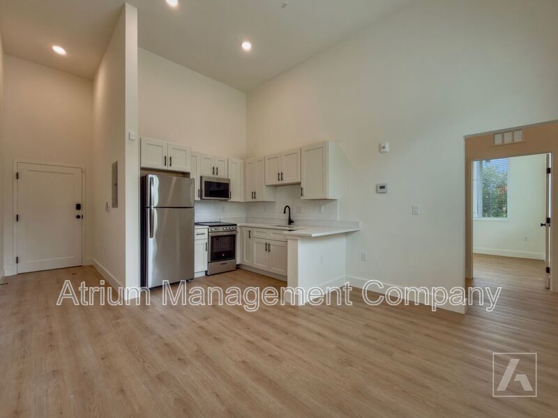 The Milk Stacks: Boutique Luxury Living in Downtown Orlando's Milk District ONE MONTH FREE!!!! property image
