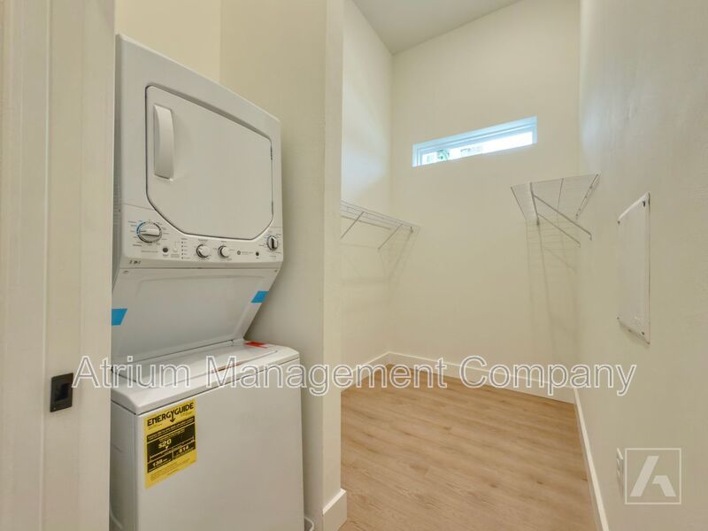 The Milk Stacks: Boutique Luxury Living in Downtown Orlando's Milk District ONE MONTH FREE!!!! property image