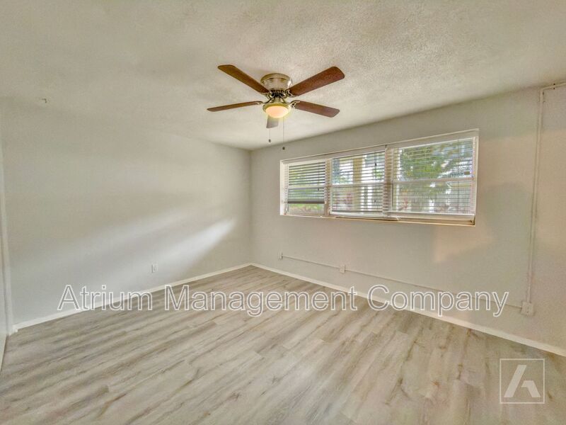 Renovated 2 Bed 1 Bath Apartment for Rent in Orlando, FL Delaney Court property image