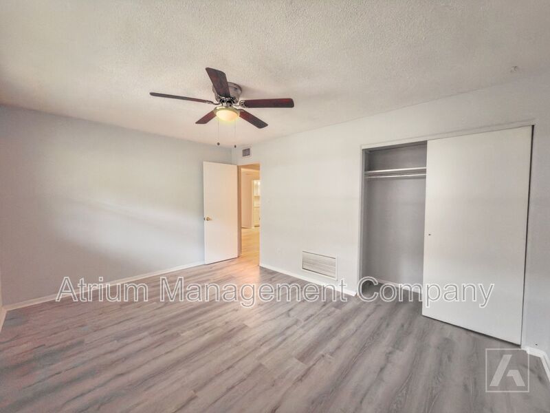 Renovated 2 Bed 1 Bath Apartment for Rent in Orlando, FL Delaney Court property image