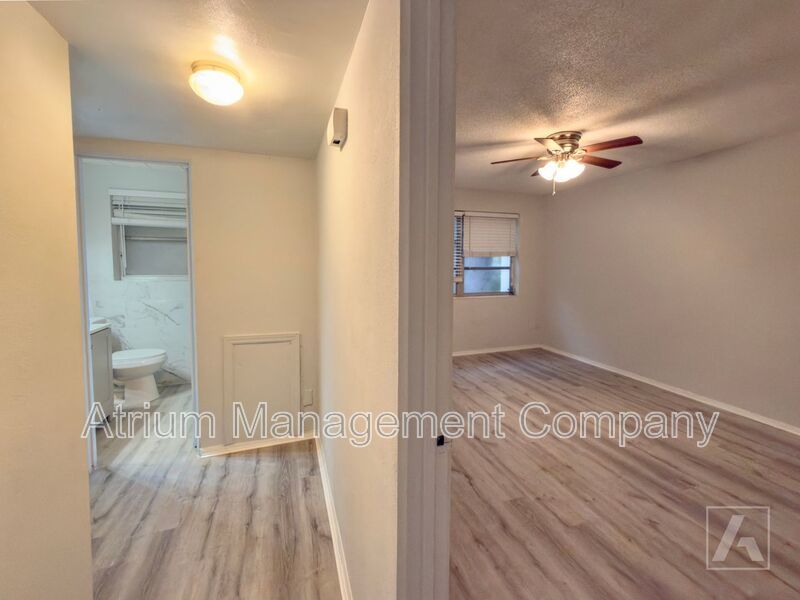 Renovated 2 Bed 1 Bath Apartment for Rent in Orlando, FL Delaney Court property image
