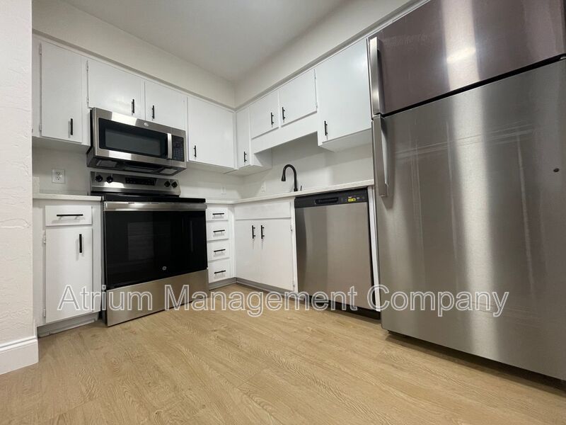 2 BEDROOM 1 BATHROOM, MOVE-IN READY! property image