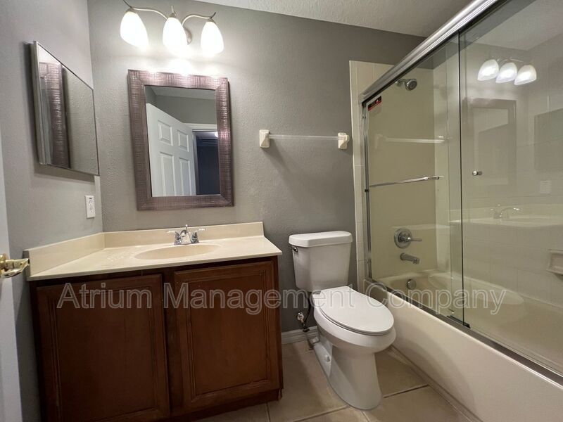 Beautiful 3 Bed 2.5 Bath Gated Condo for Rent in Sanford/Lake Mary, FL! property image