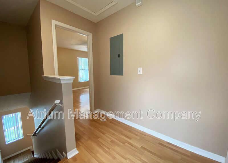 Modern Comfort Meets Convenience: Your 2-Bed, 2.5-Bath Oasis Awaits! property image