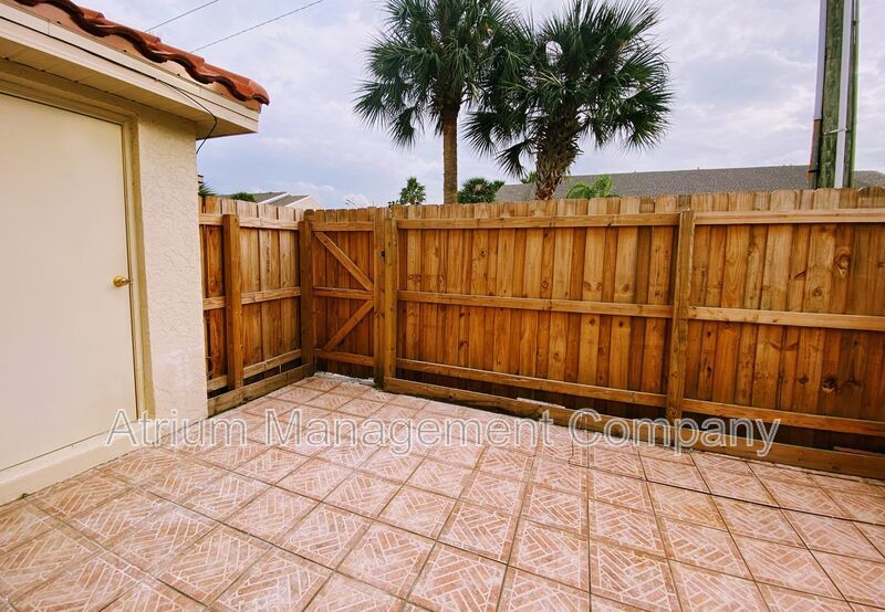 Modern Comfort Meets Convenience: Your 2-Bed, 2.5-Bath Oasis Awaits! property image