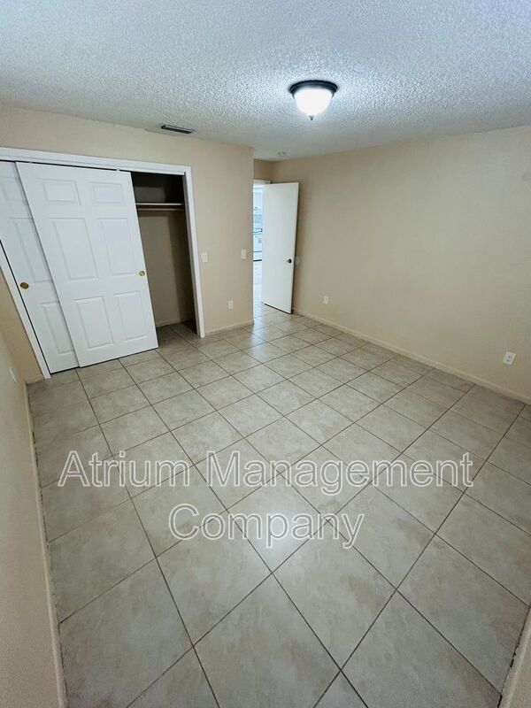 Charming 2-bedroom, 1-bathroom condo property image