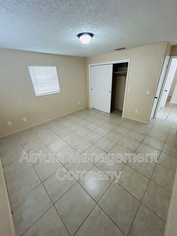 Charming 2-bedroom, 1-bathroom condo property image