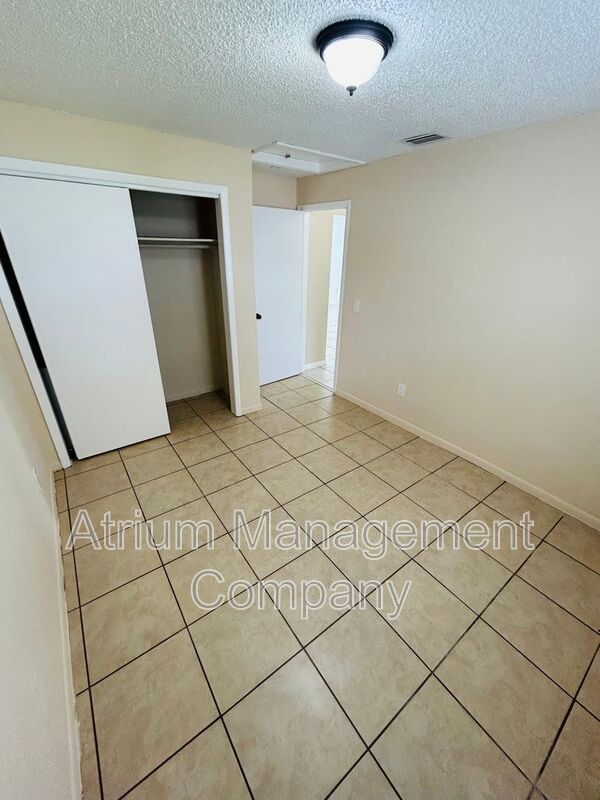 Charming 2-bedroom, 1-bathroom condo property image