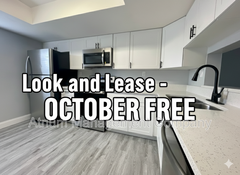 Luxury Living on the Hillsborough River! Offering One month FREE property image