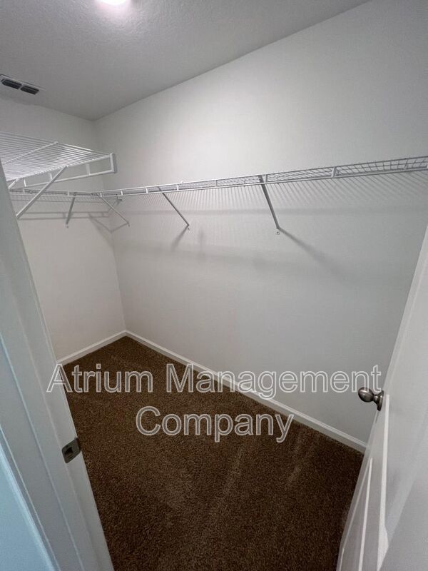 Coming Soon! For a limited time, receive $500 off your first month’s rent!- Beautiful 3Bed/2Bath Home in Haines City property image