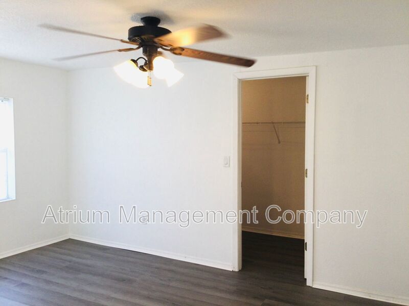 2400 Grant Street _ 2 Bedroom 1 Bathroom w/ Bonus Room property image