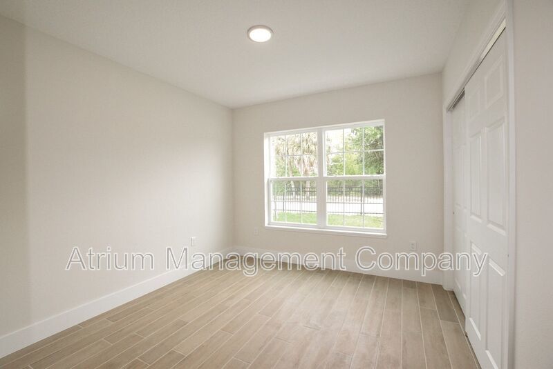 Modern 3-Bedroom, 2-Bathroom Apartment with Water, Internet & Parking Included! property image