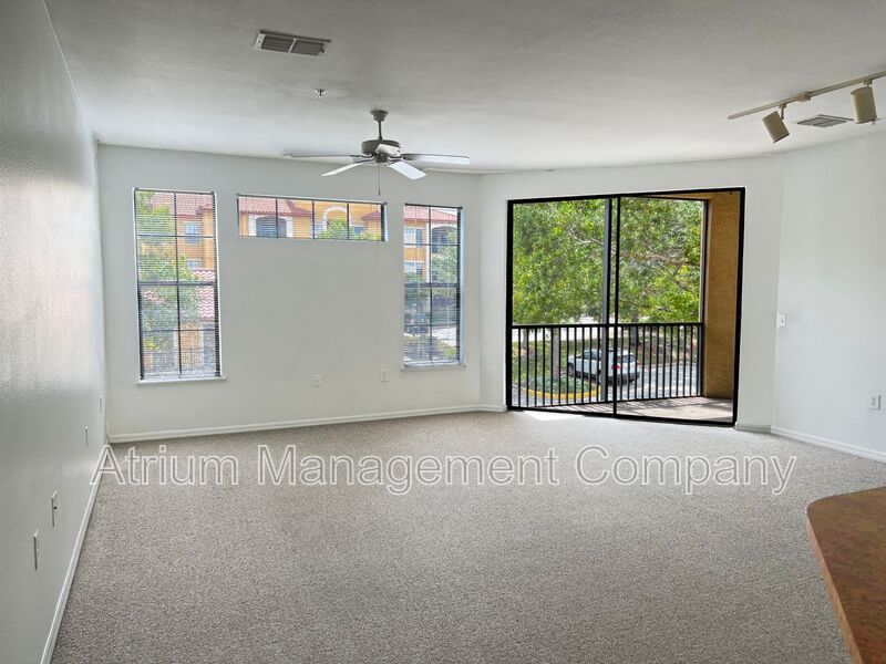 Spacious 3 Bed 2 Bath Unit For Rent in Orlando, FL!!! property image