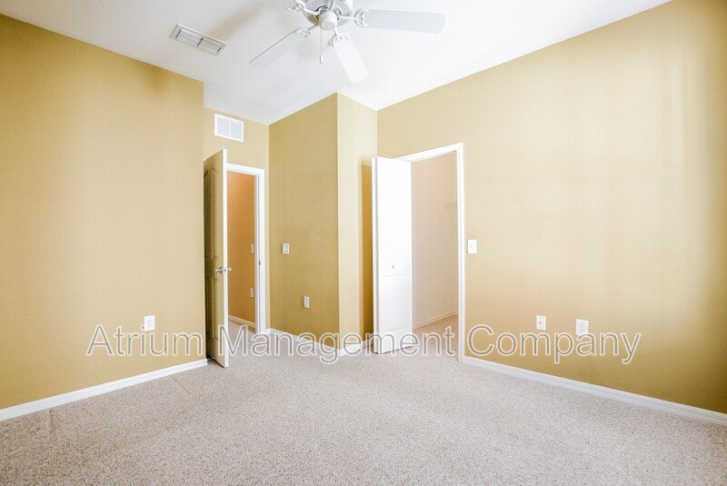Spacious 3 Bed 2 Bath Unit For Rent in Orlando, FL!!! property image