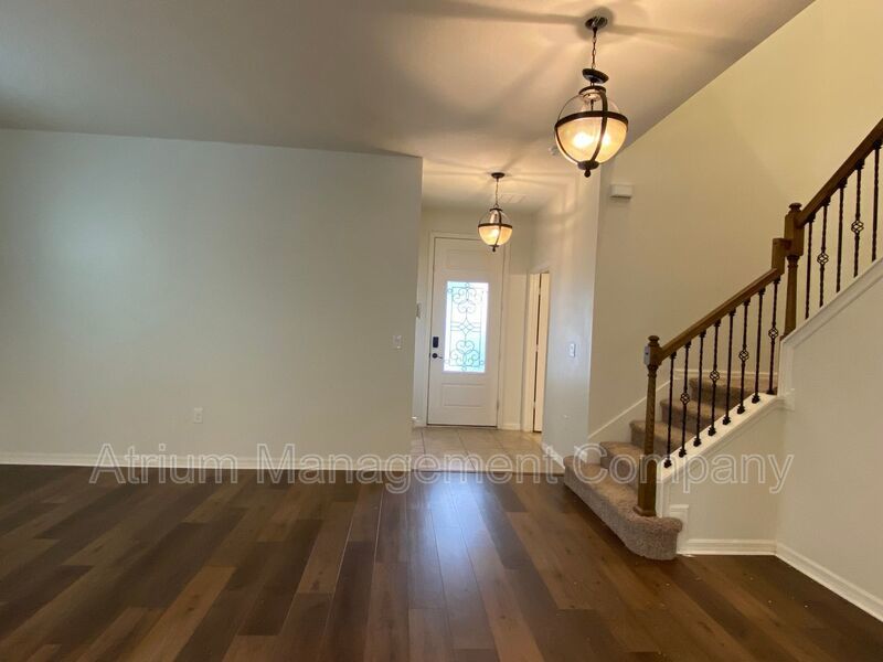 Stunning 5 Bedroom Pool Home in Orchard Hills near Hamlin & The Grove property image