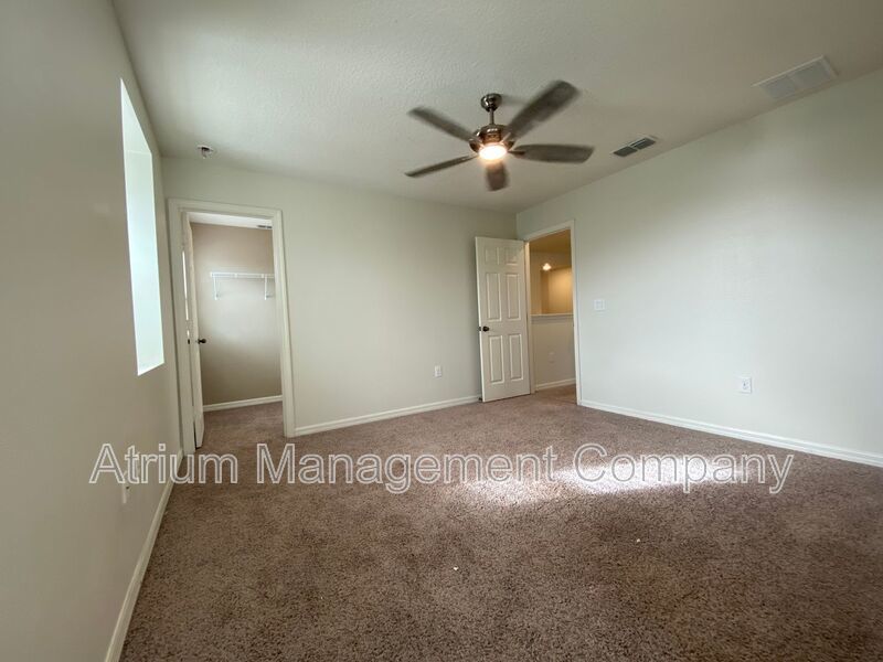 Stunning 5 Bedroom Pool Home in Orchard Hills near Hamlin & The Grove property image