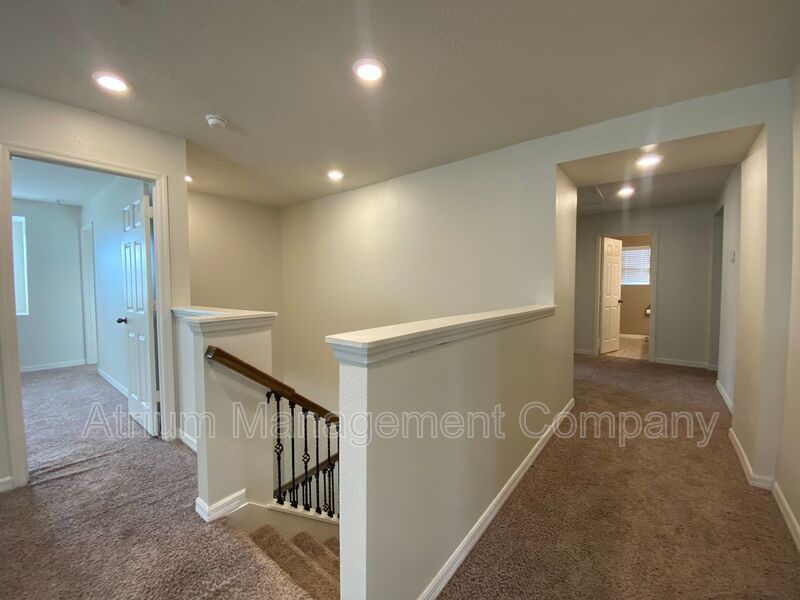 Stunning 5 Bedroom Pool Home in Orchard Hills near Hamlin & The Grove property image